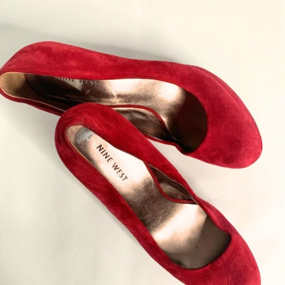 Nine West Cranberry Suede Platform Heels - Picture 2 of 6